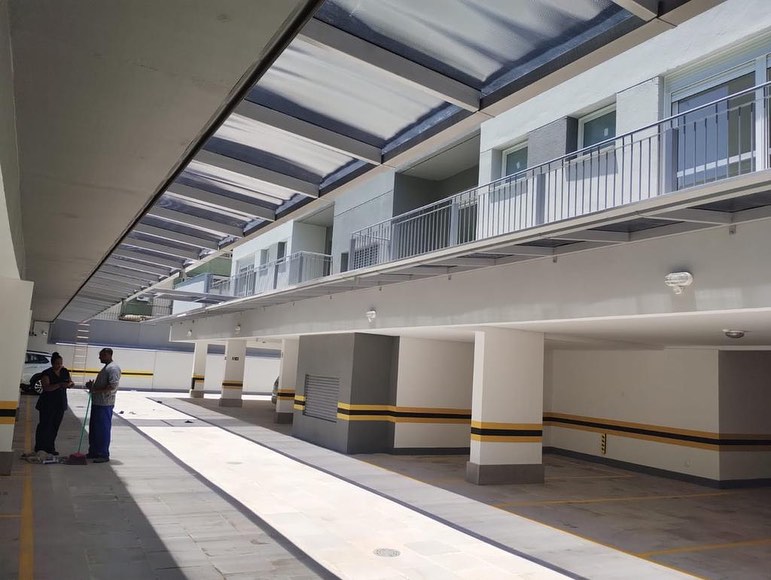 Cobertura Residencial telhados e coberturas metálicas sob medida em Feliz RS, Vale do Caí — Esquadrias Martiny